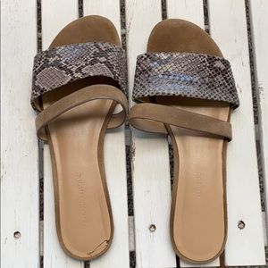 Banana Republic sandals